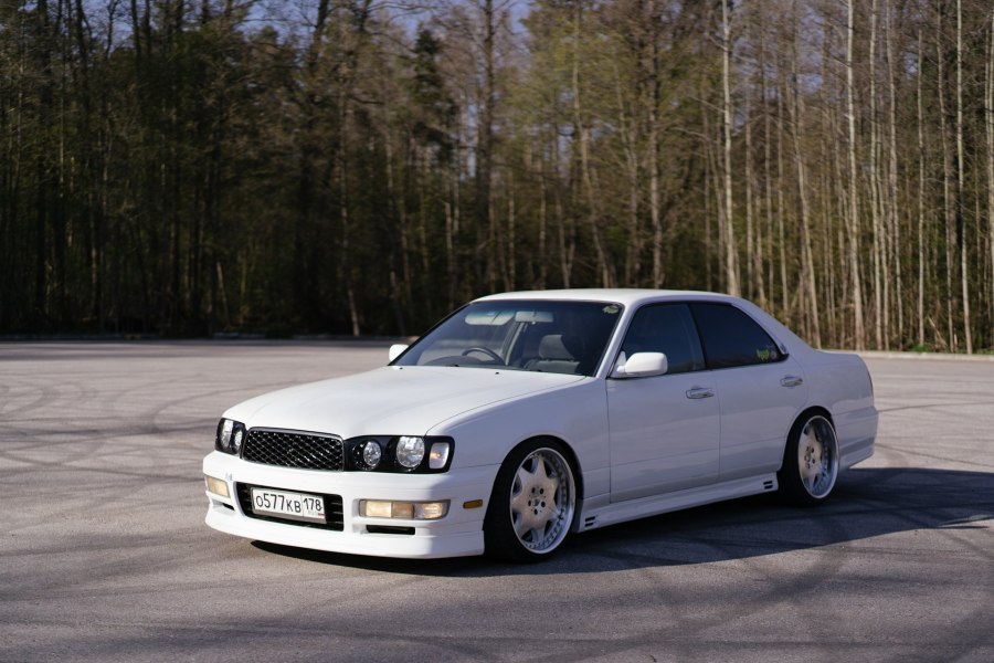 Nissan Gloria 1995