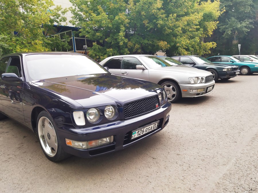 Nissan Gloria 1996