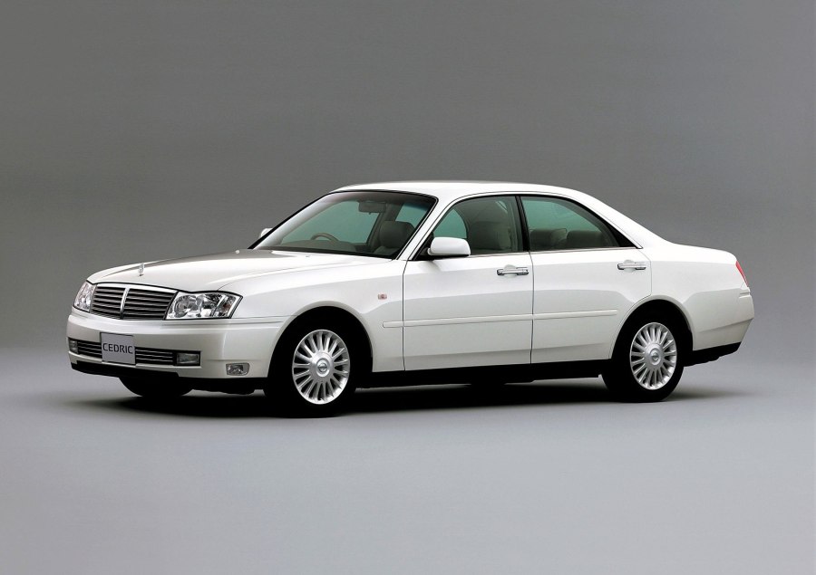 Nissan Cedric 34