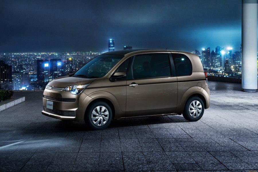 Toyota Spade 2014