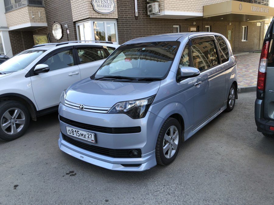 Toyota porte Spade