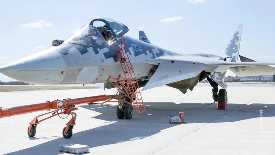 Однодвигательный Су 57
