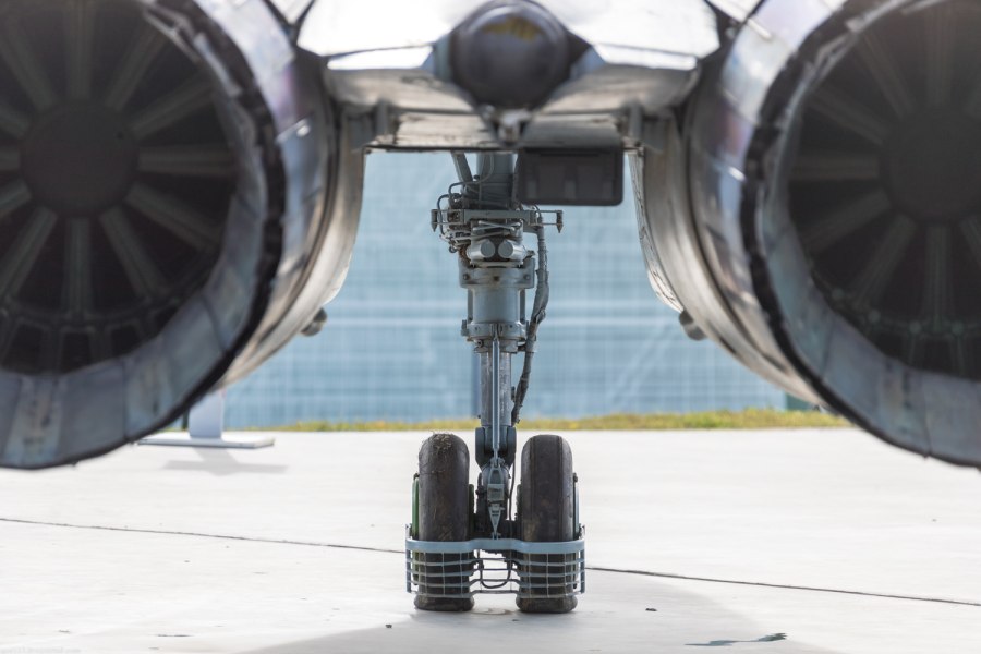 Rafale передняя стойка шасси