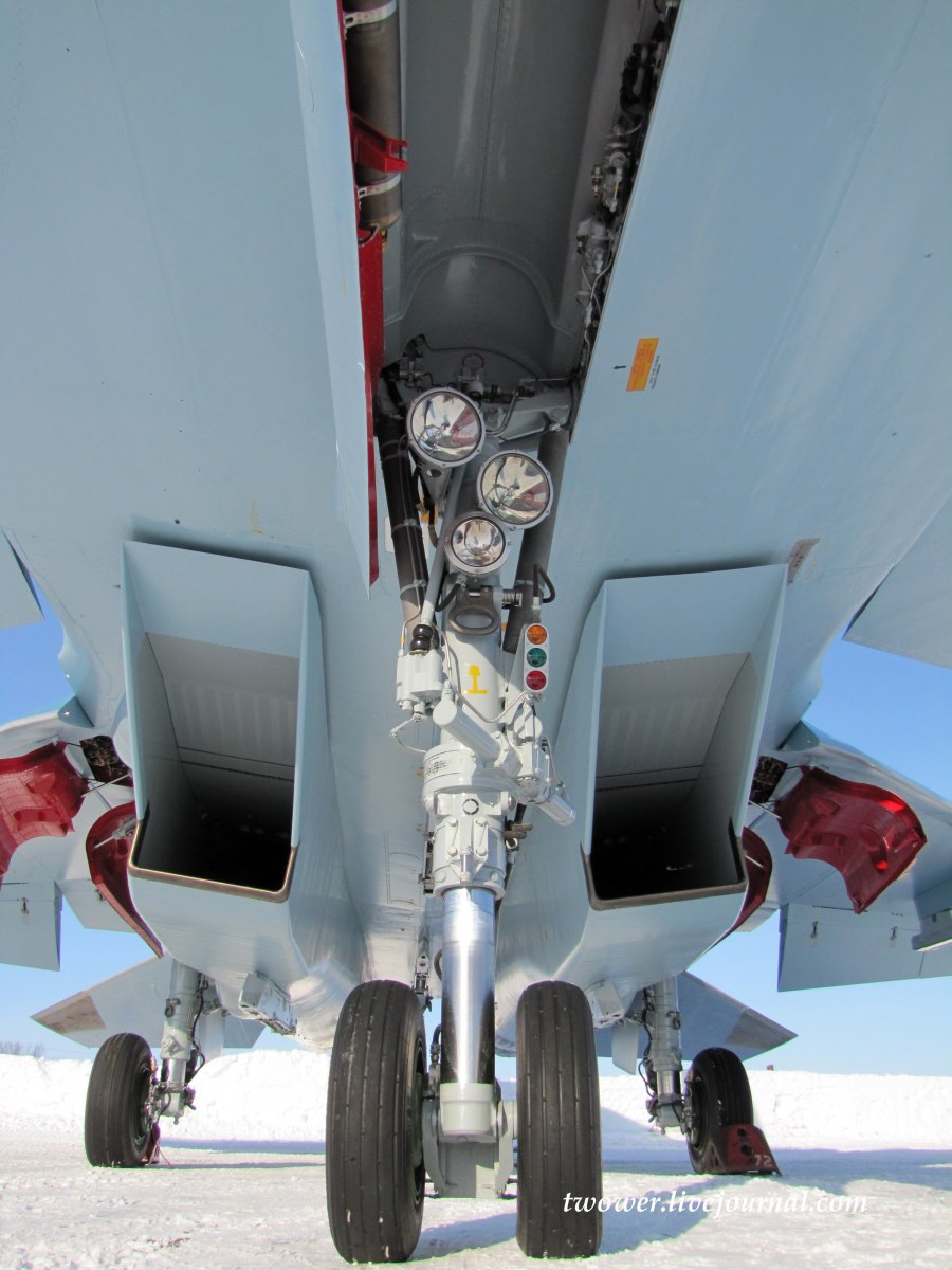 Су-27 шасси