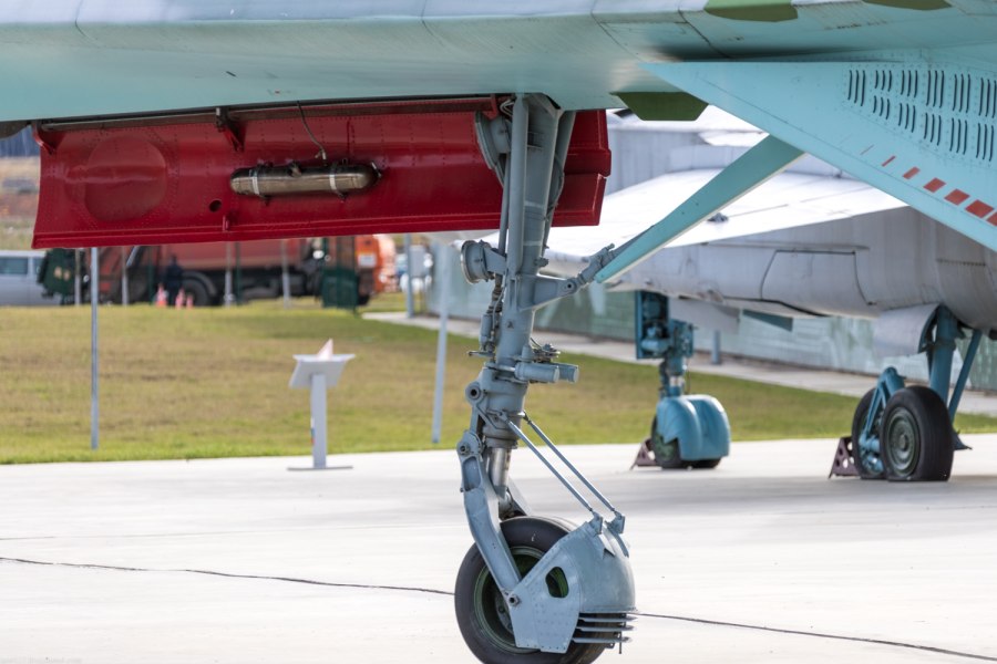 Су-27 шасси