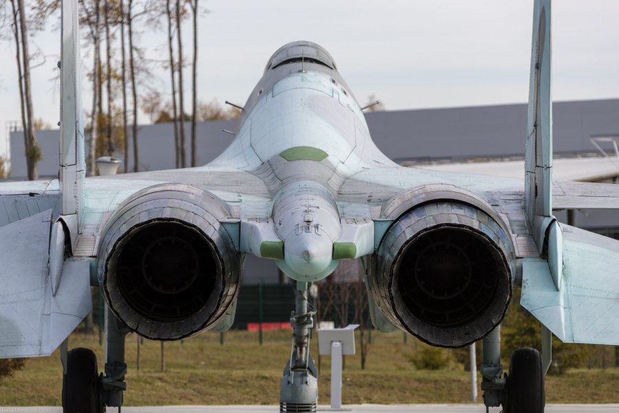 Шасси самолета Су 27