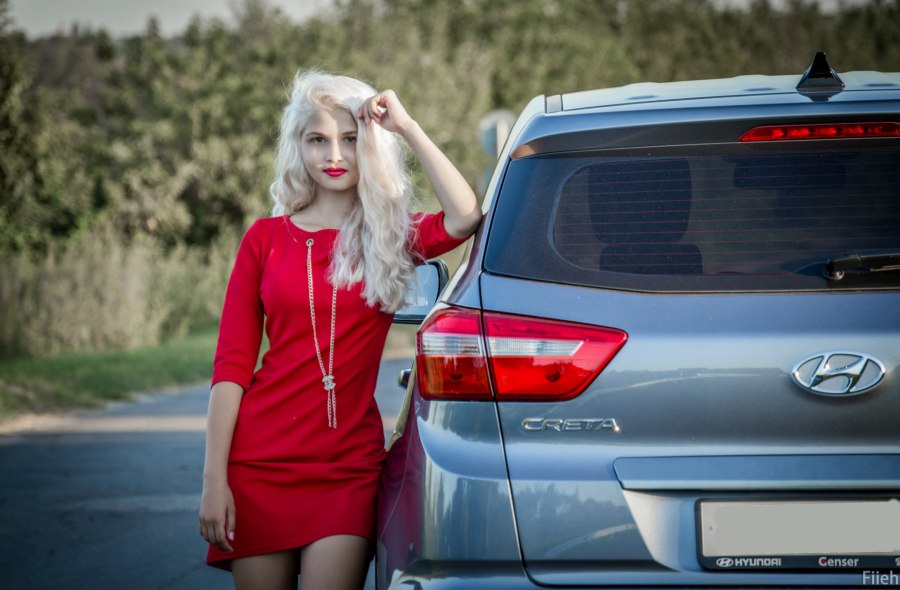 Девушки Hyundai