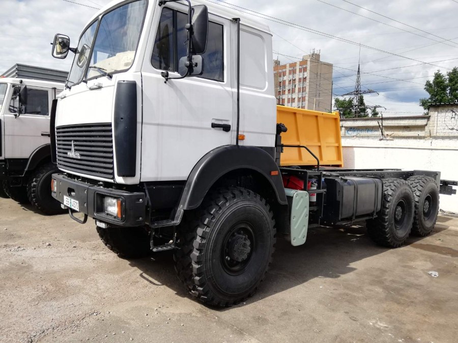 МАЗ 6317 армейский