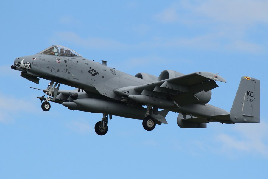 Штурмовик а-10 Thunderbolt
