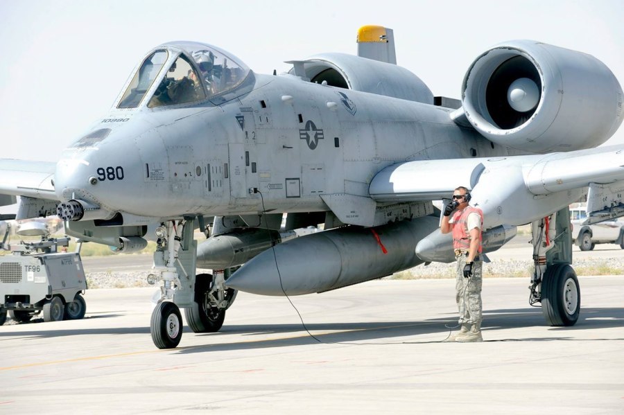 Штурмовики a-10 Warthog
