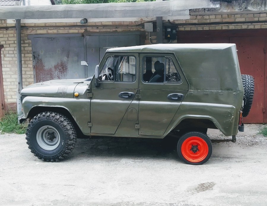 Трёхдверный УАЗ 469