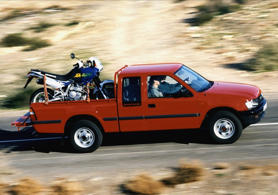 Opel Campo Pickup