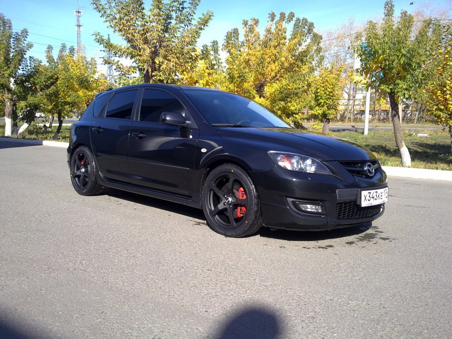 Mazda 3 хэтчбек