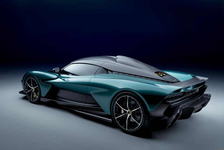 2022 Aston Martin Valhalla