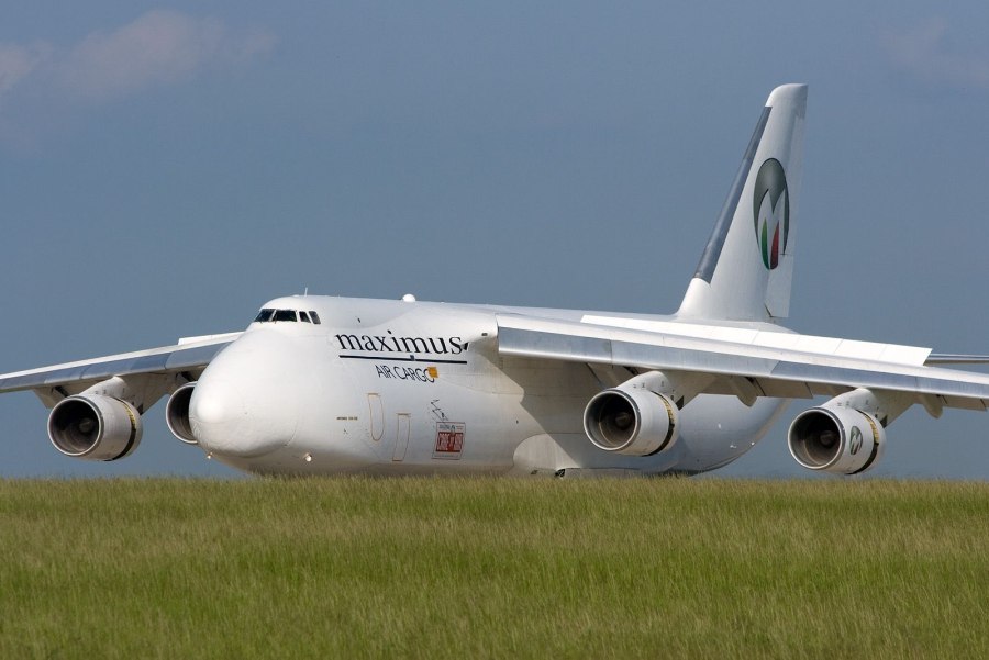 АН 124 В Ульяновске