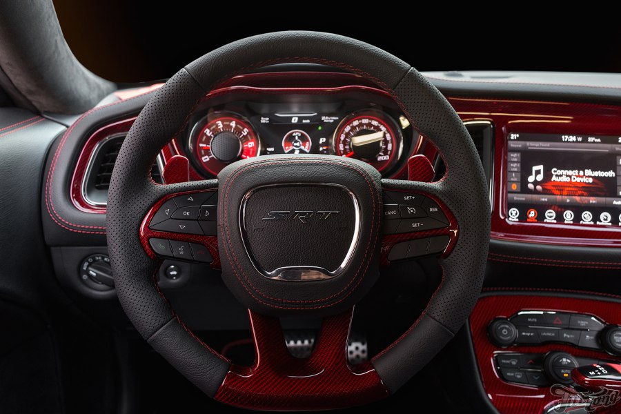 Dodge Charger Hellcat 2018 салон