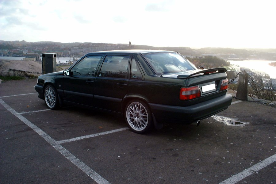 Volvo 850 черная