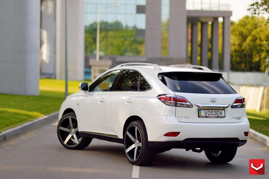 Лексус РХ 350 Воссен