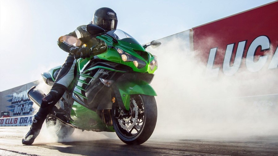 Мото Kawasaki ZX-6r
