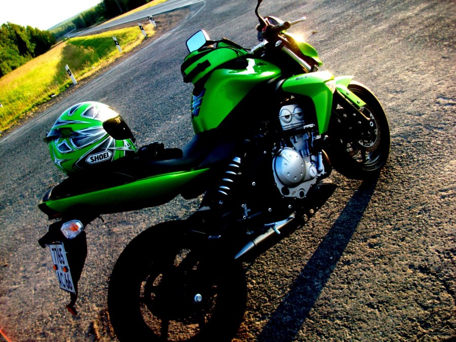 Мотоцикл Kawasaki Ninja h2