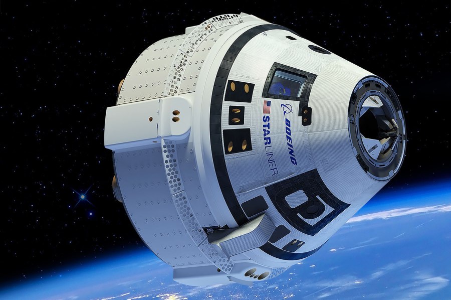 Внутри CST-100 Starliner
