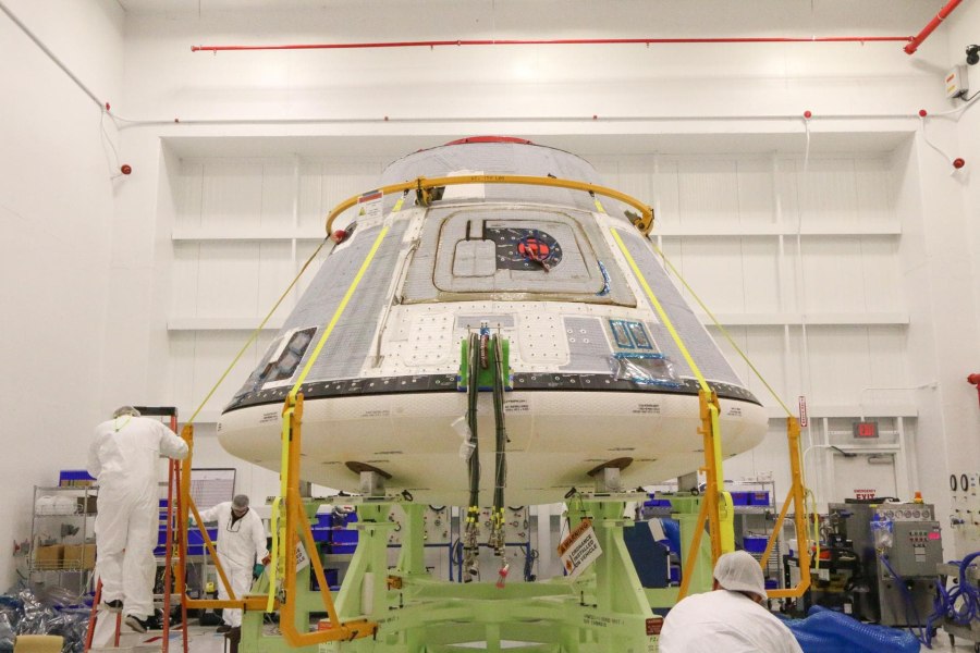 Космический корабль CST-100 Starliner