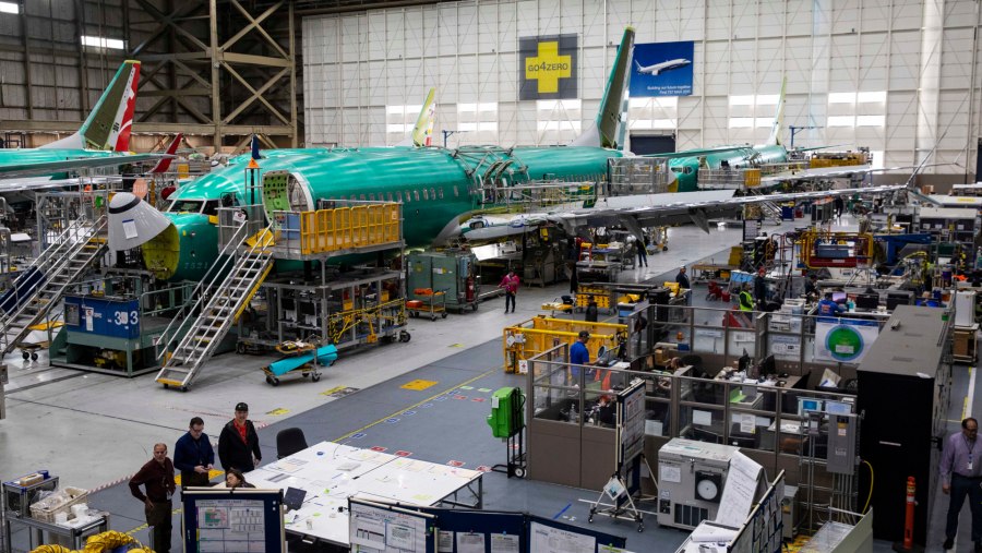 Завод компании Boeing