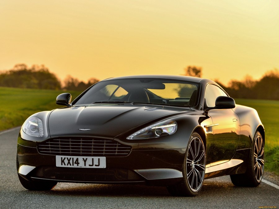 Машина Aston Martin db9