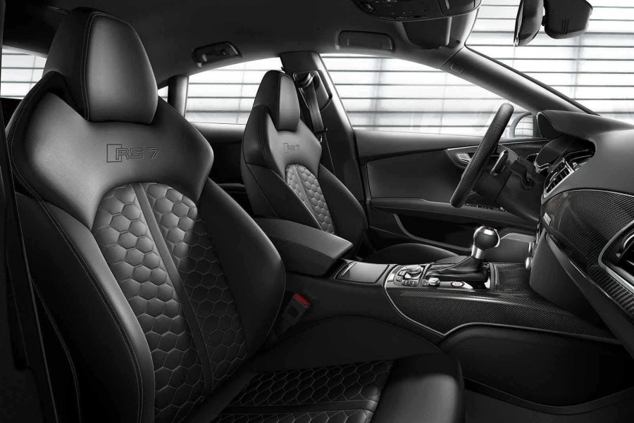 Audi rs7 Sportback белый салон
