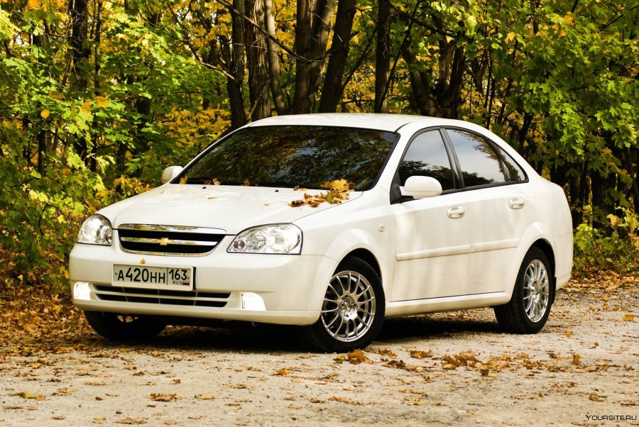 Chevrolet Lacetti White