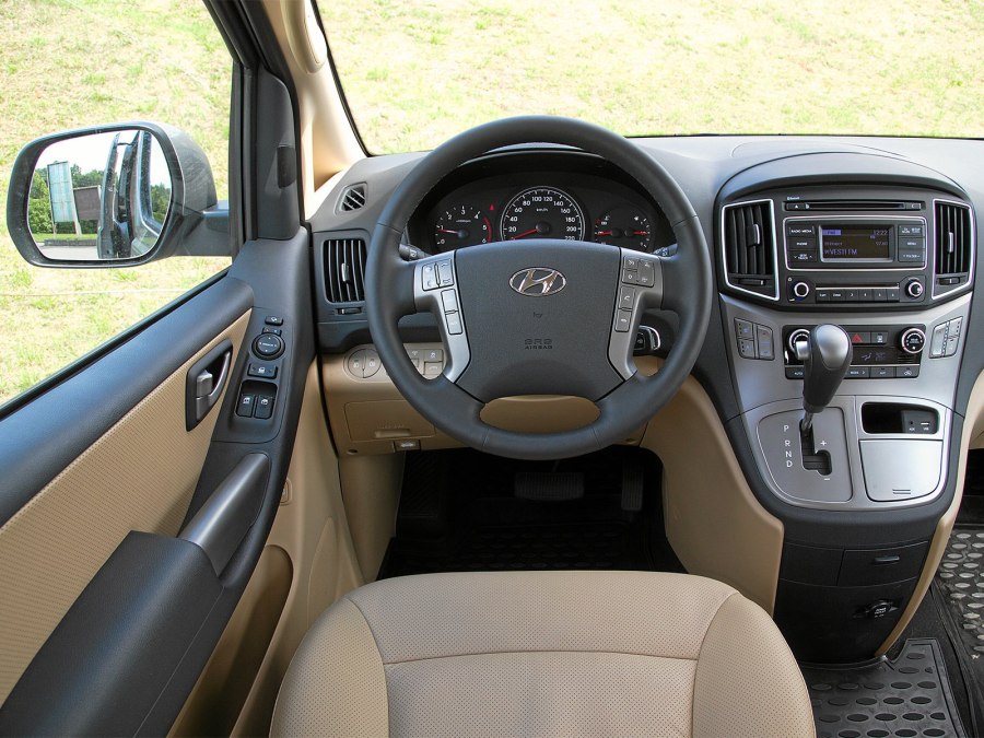 Starex h1
