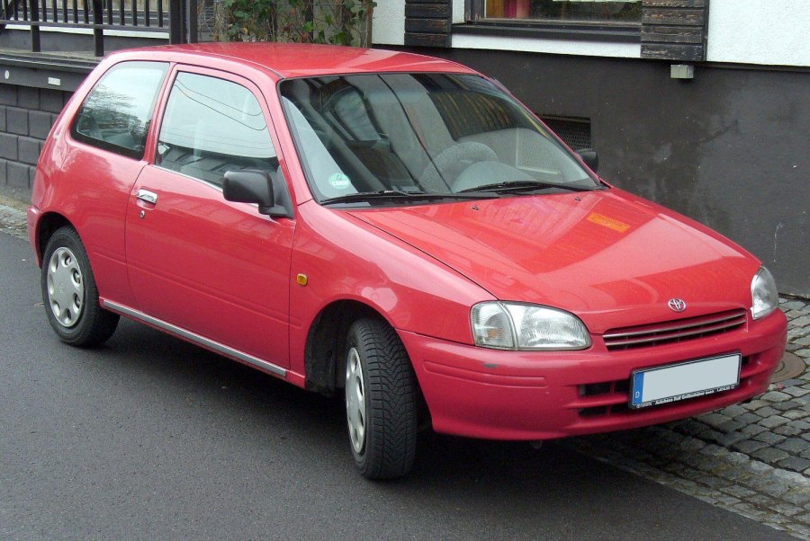 Toyota Starlet Carat 1998
