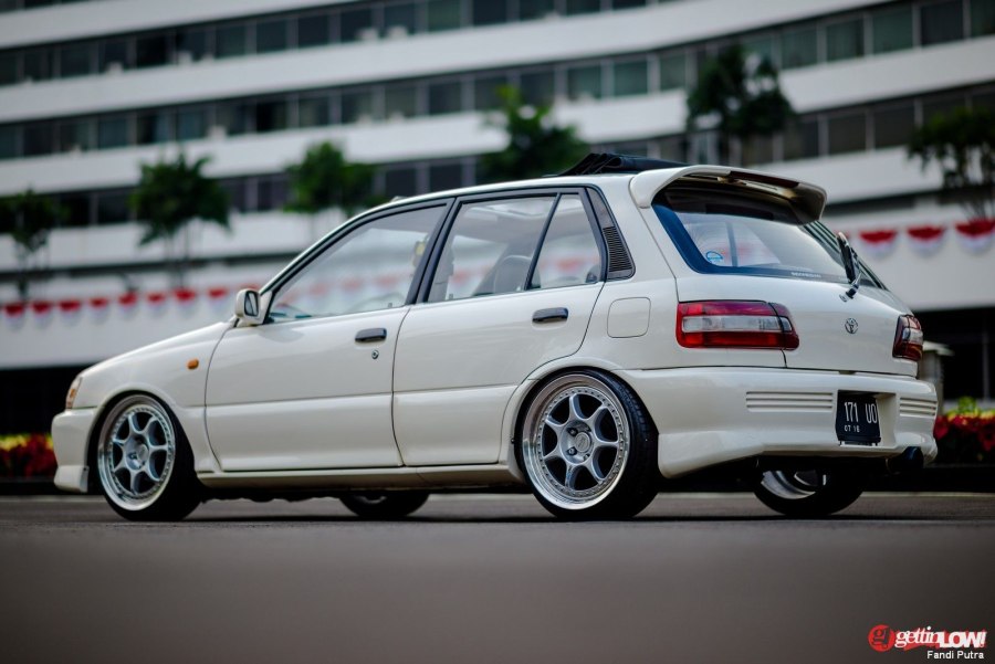 Тойота Старлет ep82 gt