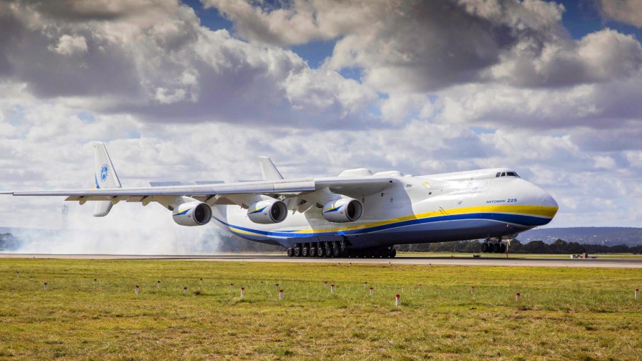 АН-225 Мрия