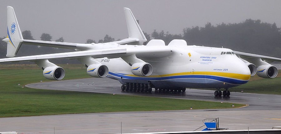 Самолет Мрия АН-225