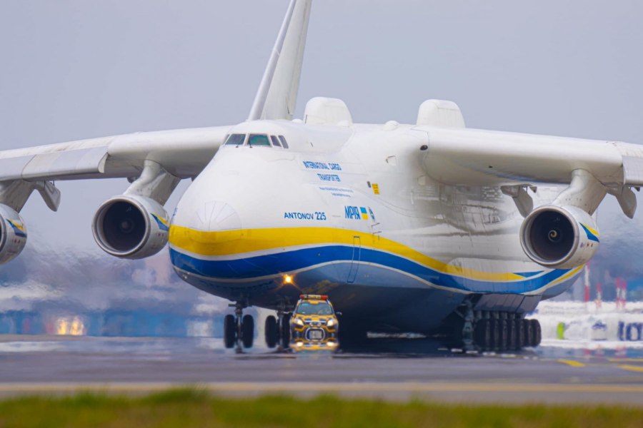 Самый большой самолёт в АН-225 Мрия