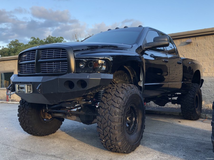 Dodge Ram 2500 Power Wagon off Road