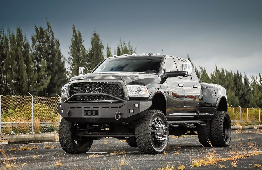 Dodge Ram 3500 джип