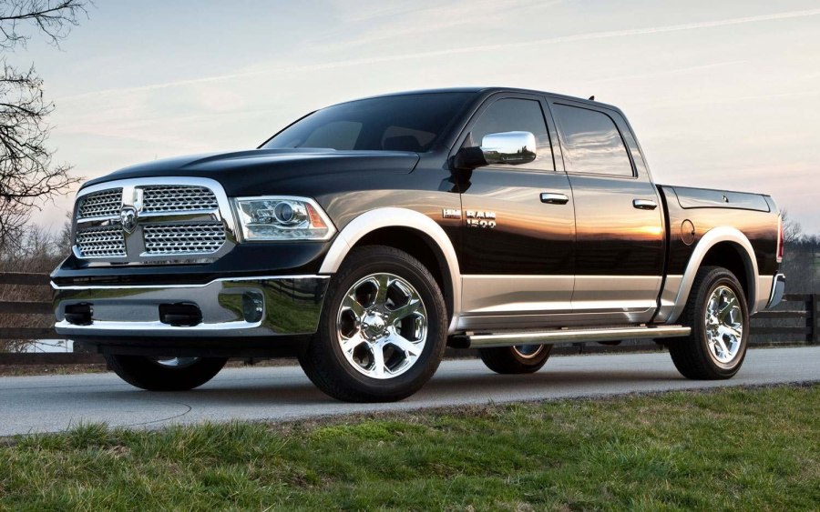 Dodge Ram 1500 Laramie Crew Cab
