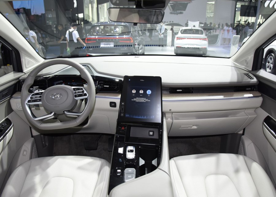 Hyundai custo 2021