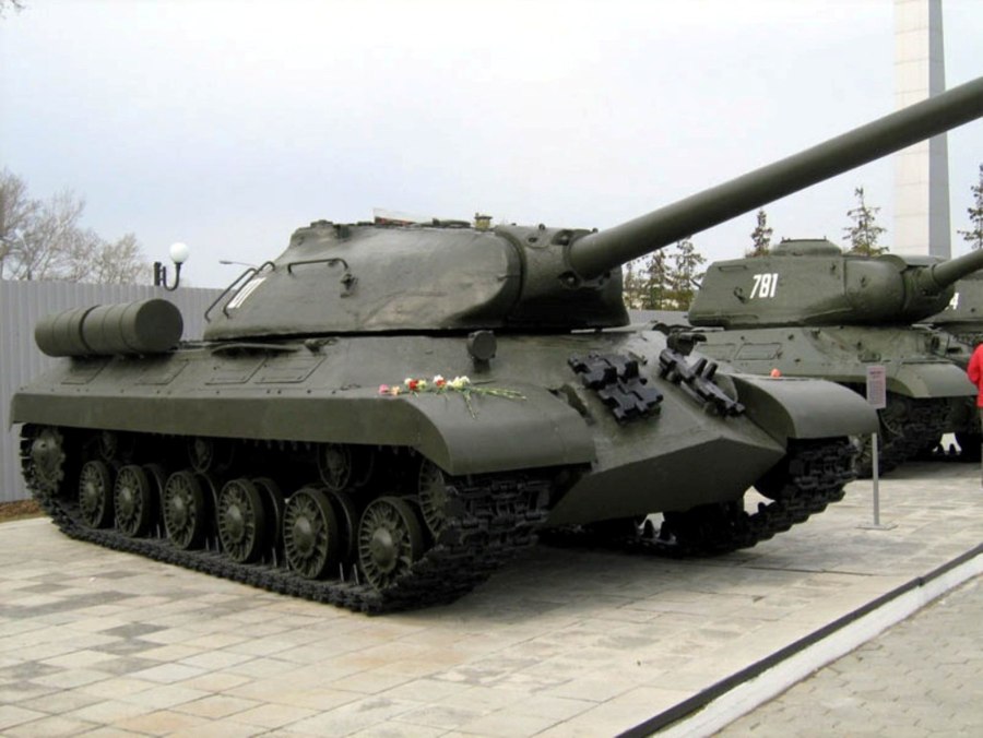 Танк ИС-11
