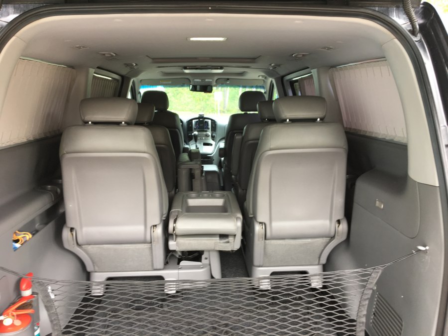 Hyundai h1 Grand Starex салон