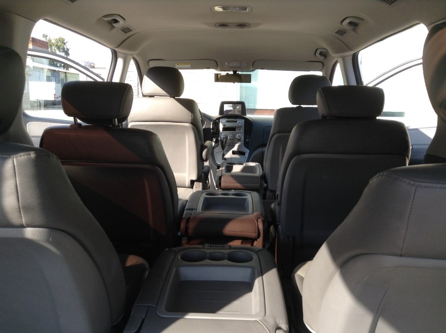 Hyundai Grand Starex 2007 салон