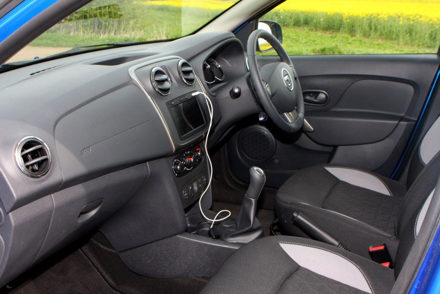 Renault Sandero Stepway 2012 салон