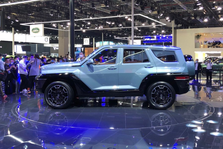 Tank 300 Ford Bronco