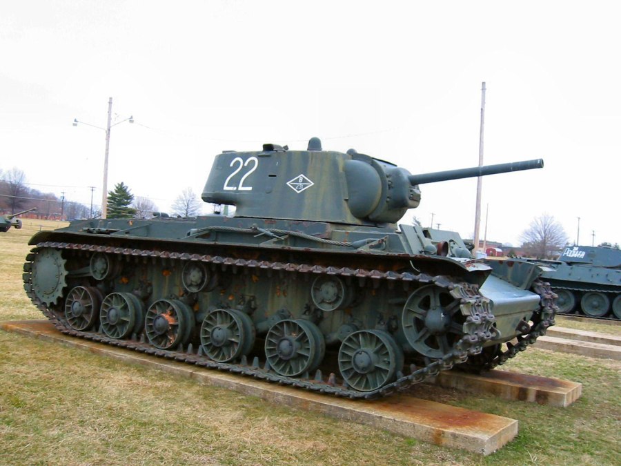 Танк кв-1с-152
