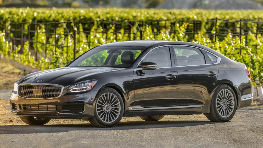 Kia k900 2021