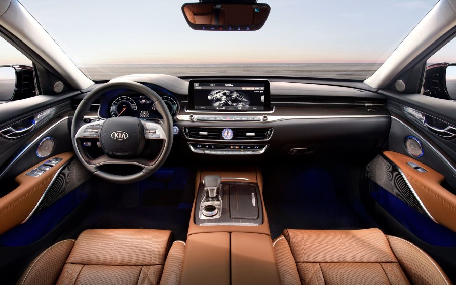 Kia k900 салон