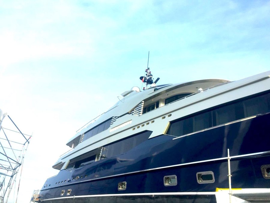 Yacht Blue k5