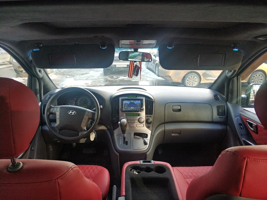 Hyundai Starex Limousine